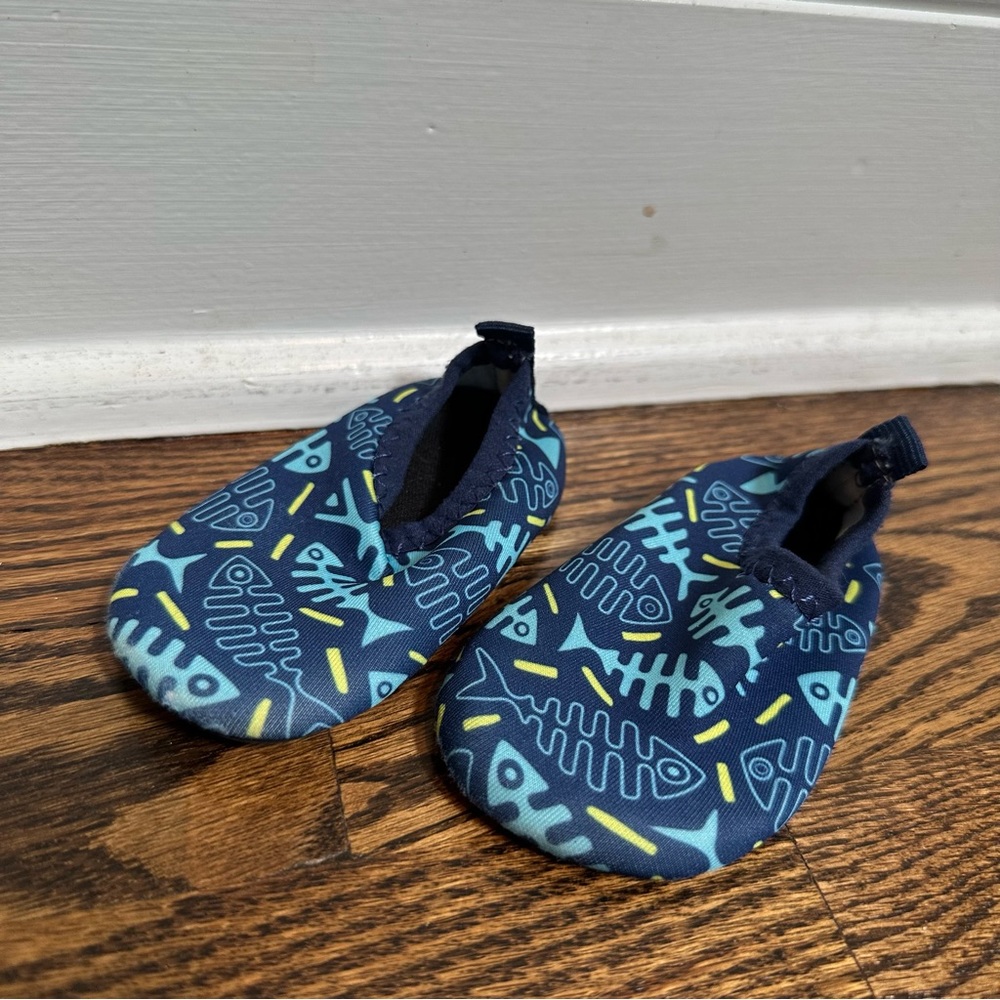 Slip-on Water Shoe